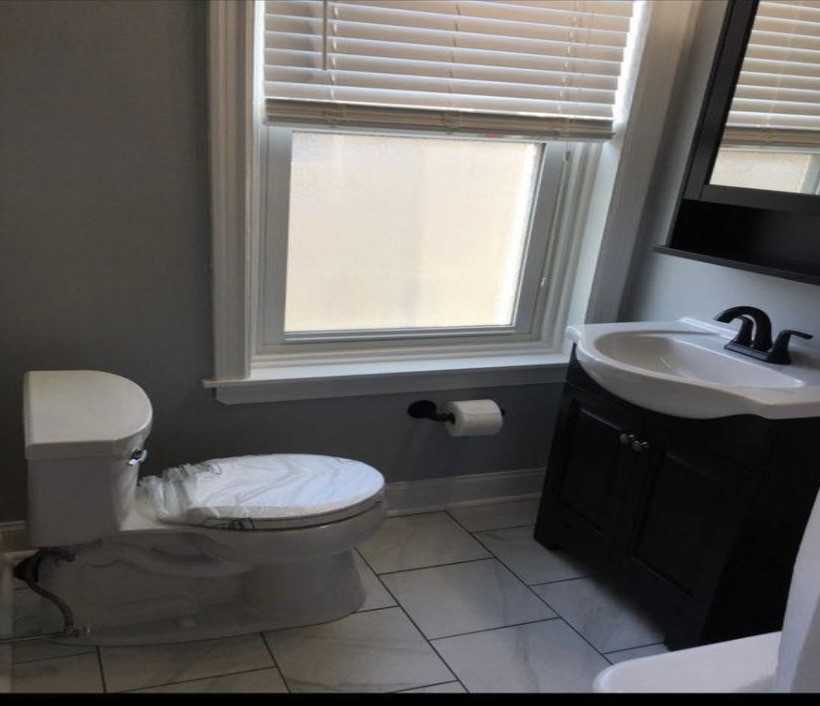 7617 Ridge Ave 2nd Fl - Photo 4 of 18