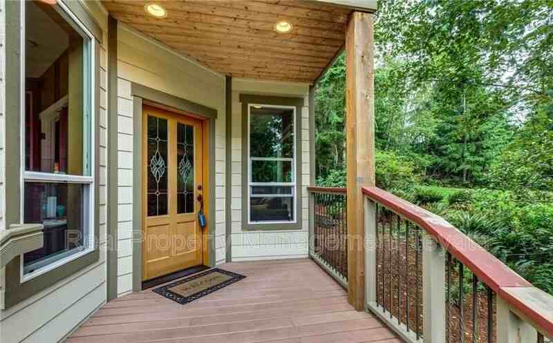 16 Plum Ln - Photo 2 of 26