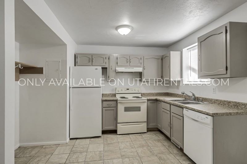 185 Sw - Photo 7 of 18