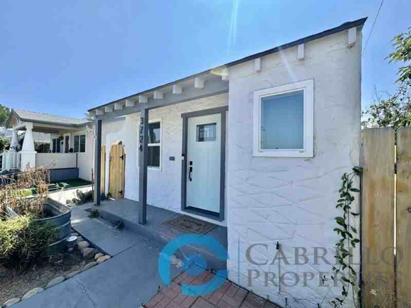 3724 Nile St - Photo 2 of 16