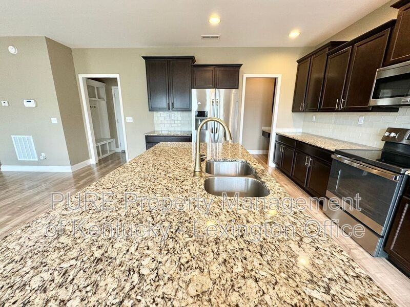 4123 Katherine Pl - Photo 3 of 21