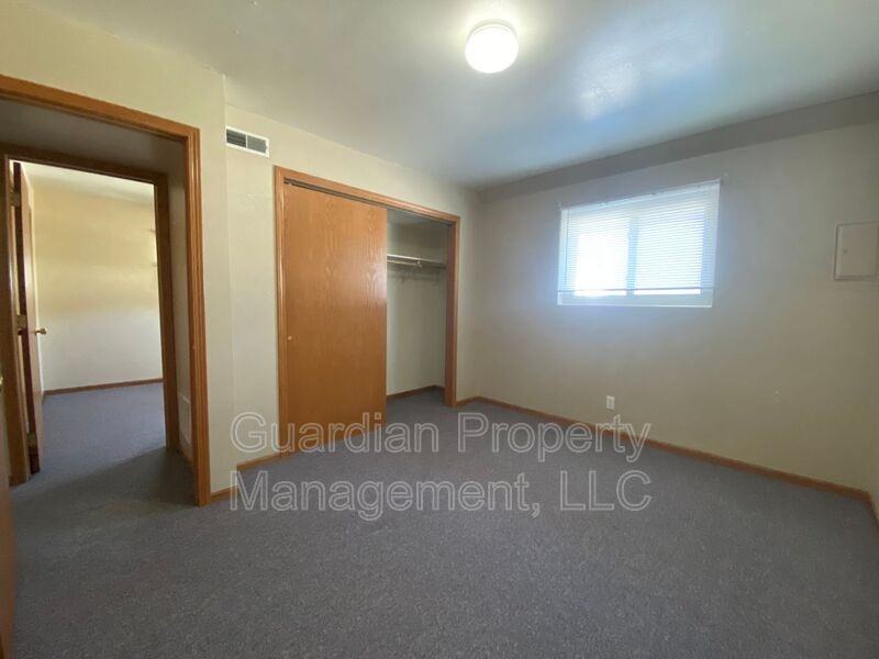 1001 N Buchanan St #8 - Photo 7 of 13