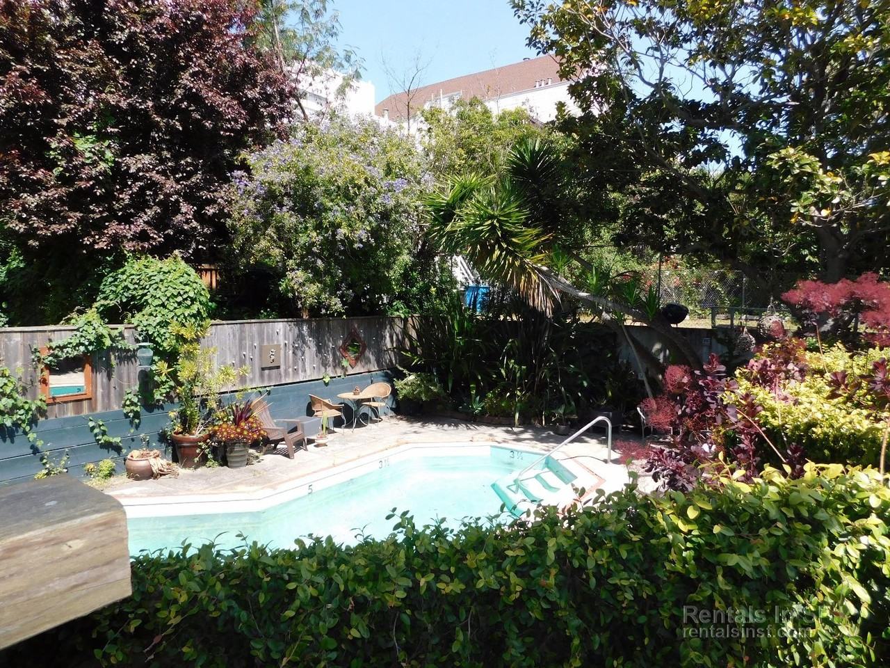 878 14th St #103 - Photo 2 of 13