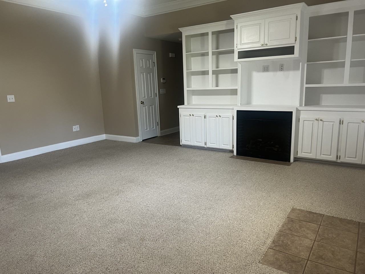 48 Nicolaus Dr - Photo 3 of 12