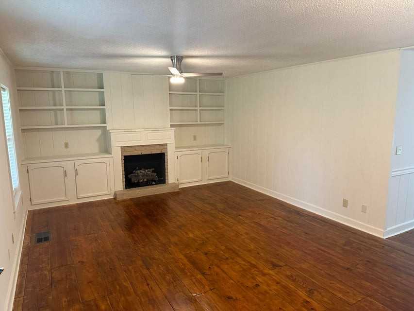 1213 N 32nd Ave - Photo 2 of 17