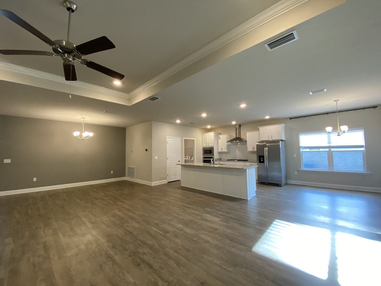 9102 Diamante Blvd - Photo 7 of 23