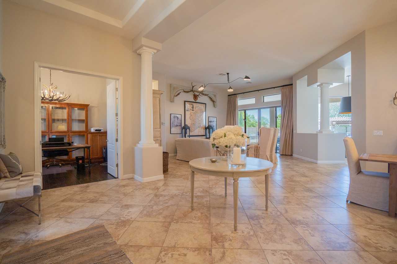 5622 N 184th Dr - Photo 7 of 50