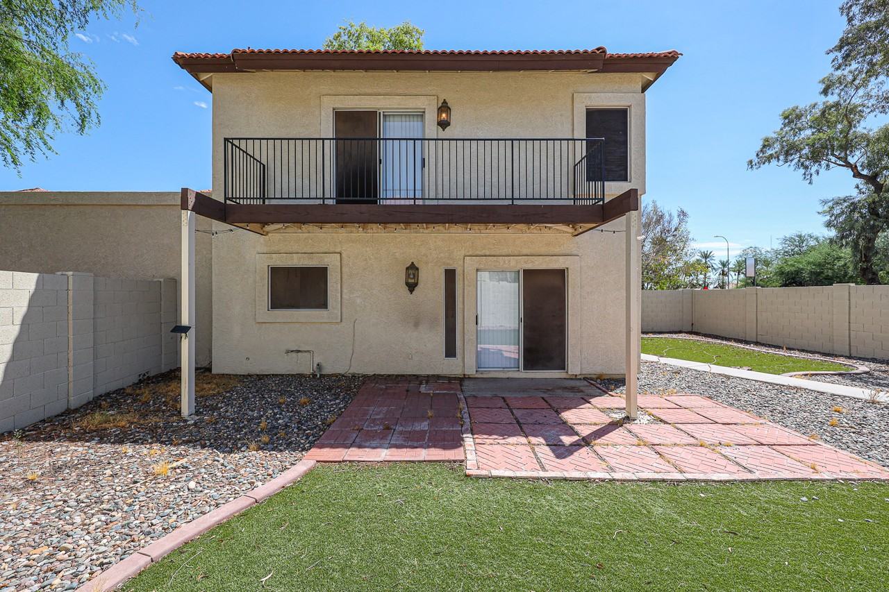 8849 S 51st St #1 - Photo 4 of 32