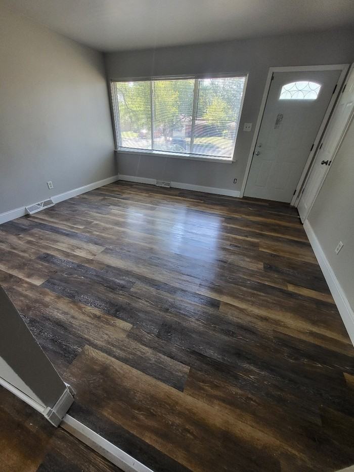 4432 E 6th Ave - Photo 2 of 18