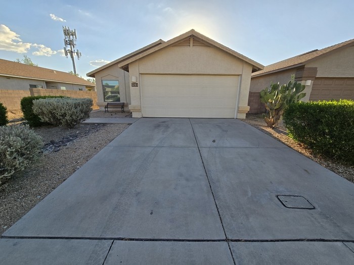 5281 N Crowley Ln - Photo 2 of 30
