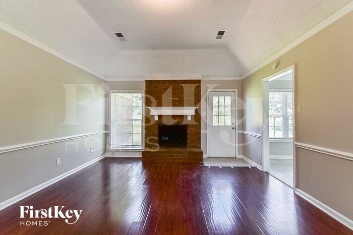 6505 Saddleback Cir - Photo 3 of 15