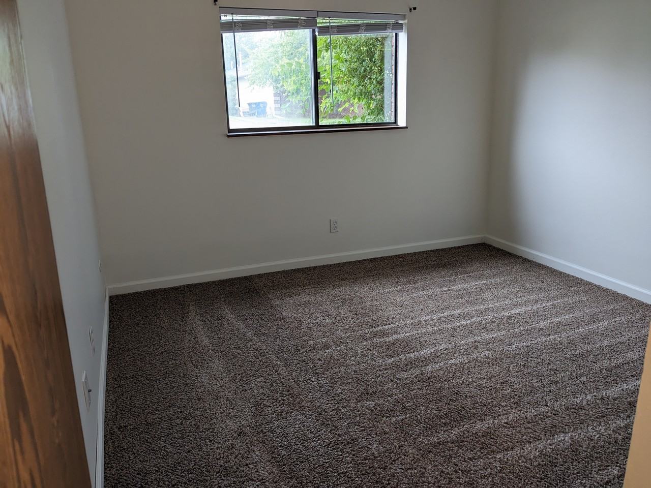 3425 Holiday Ct #1 - Photo 6 of 7