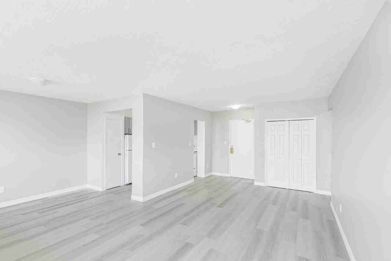 Cardinal Plaza - Photo 3 of 15