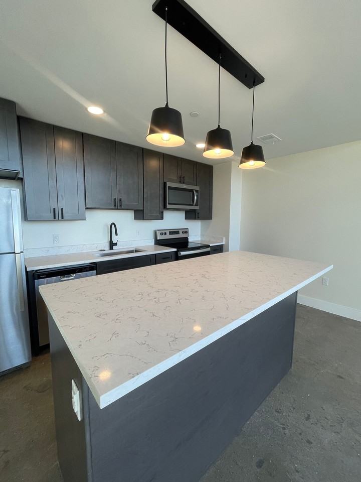 The Overmyer - Photo 6 of 13