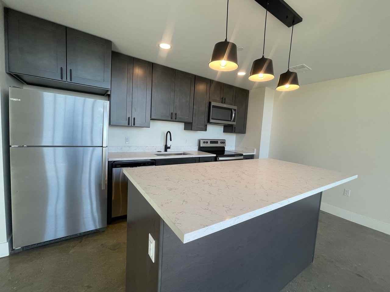 The Overmyer - Photo 7 of 13