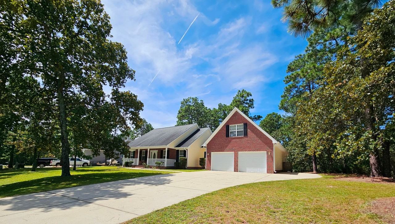 109 Edgemont Ter - Photo 2 of 41