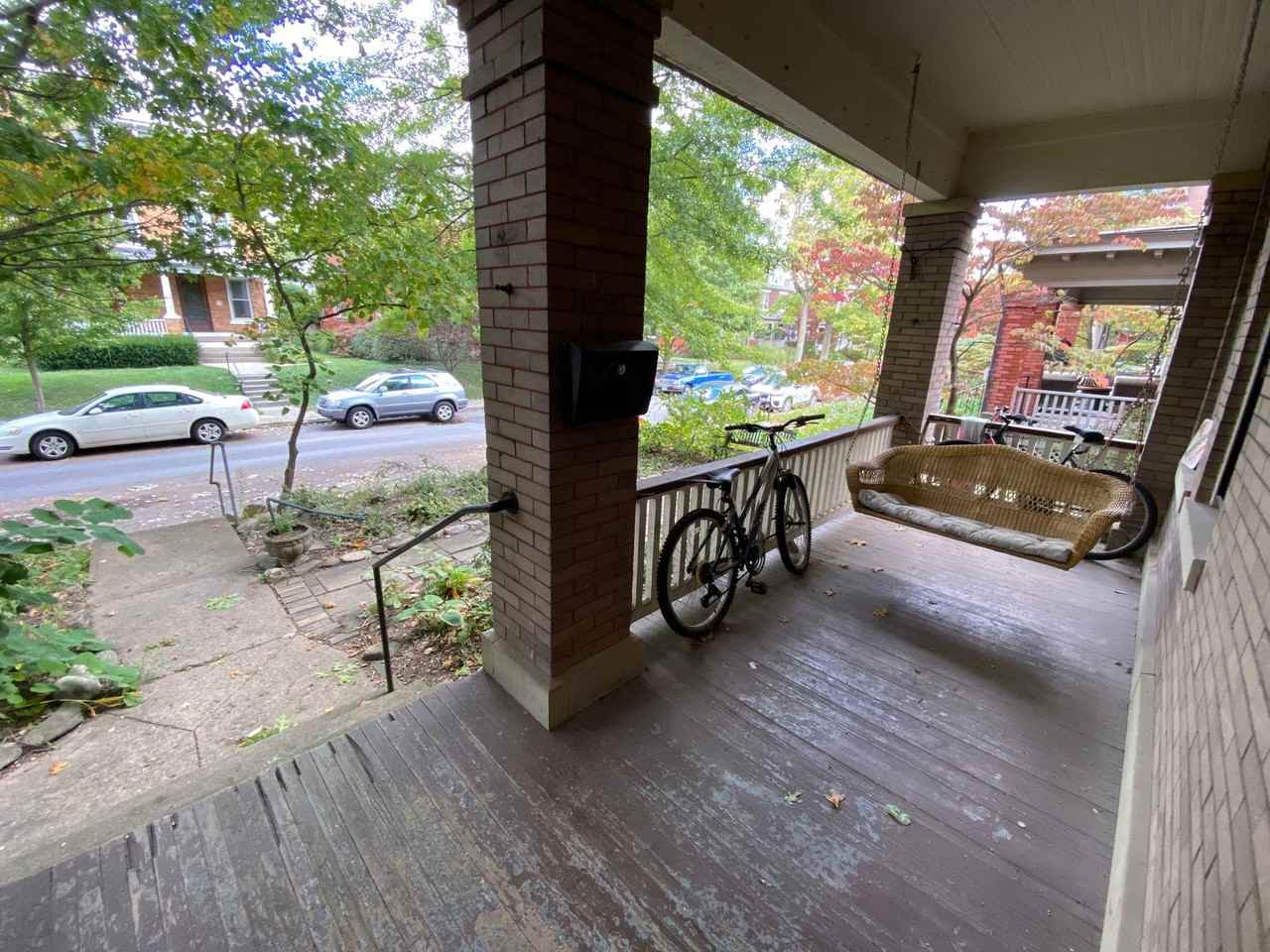 75 E Oakland Ave - Photo 4 of 26