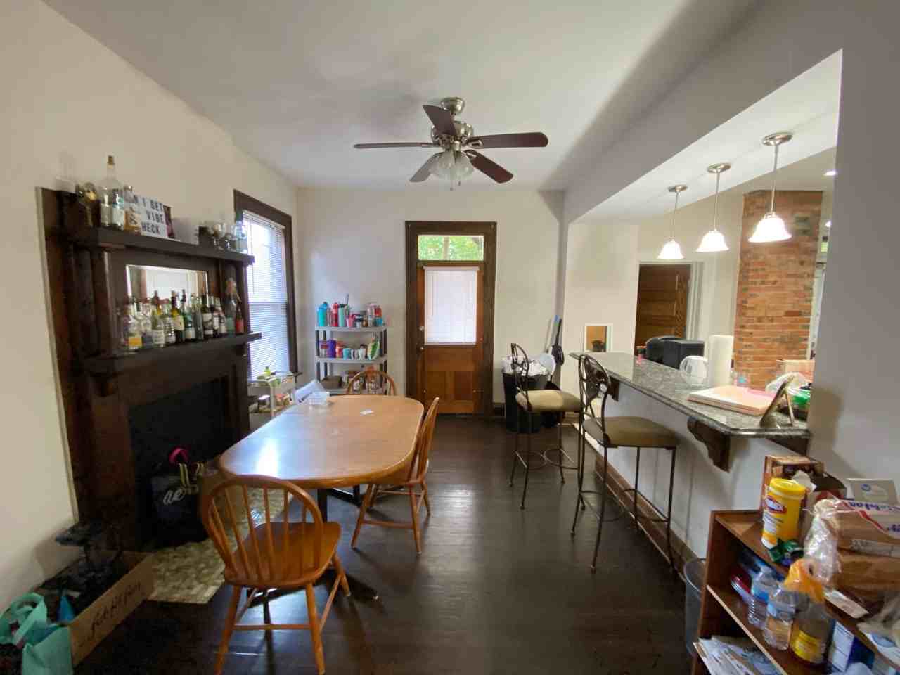 75 E Oakland Ave - Photo 7 of 26
