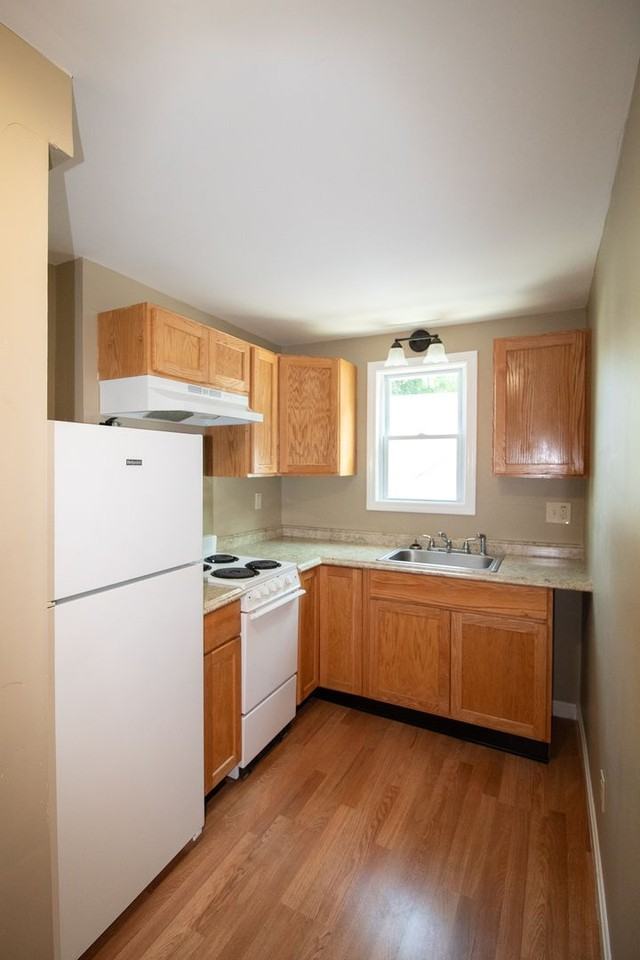 205/207 Grove St. - Photo 2 of 7