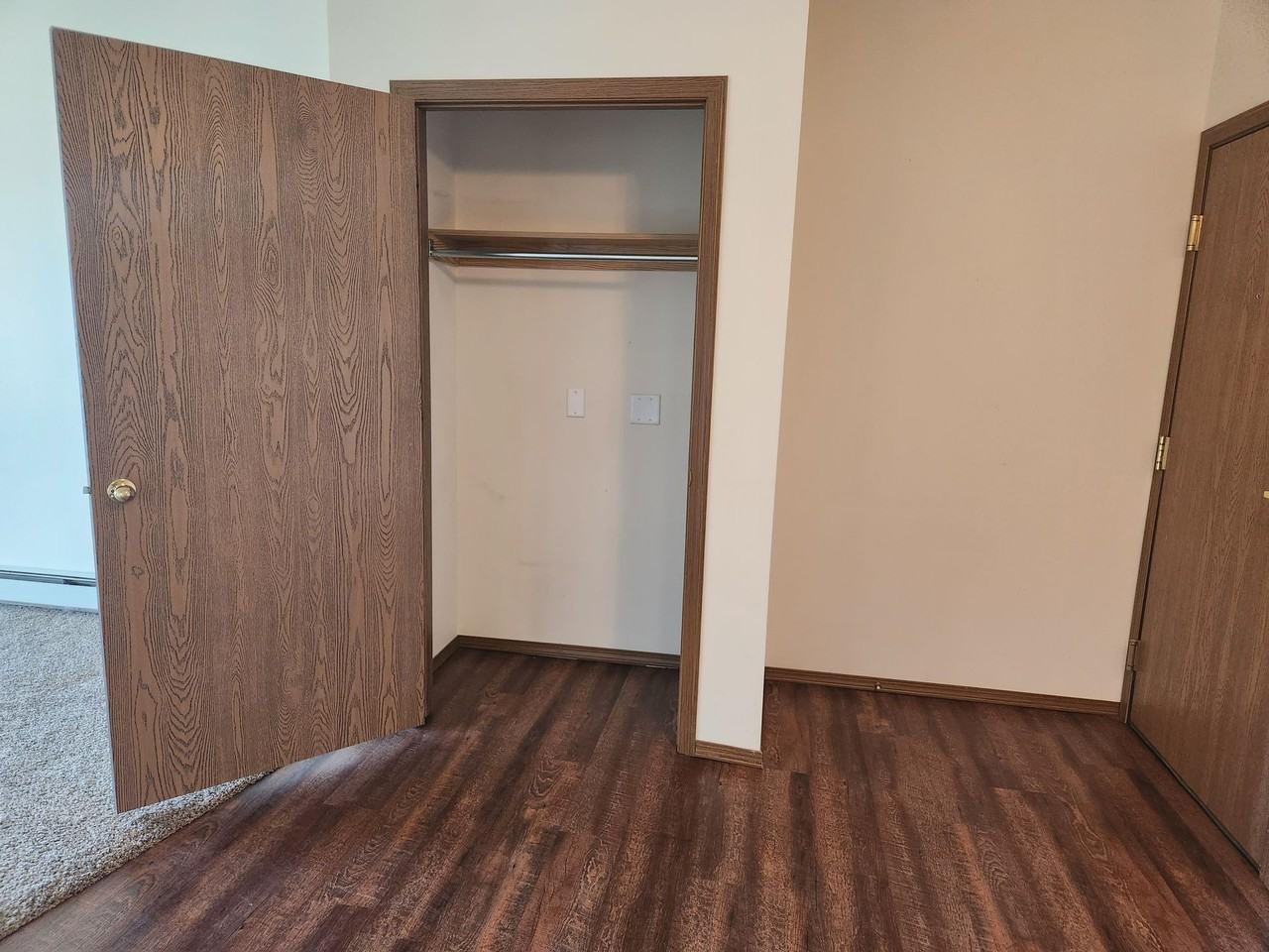 Eastern Hills Apartments - Photo 4 of 14