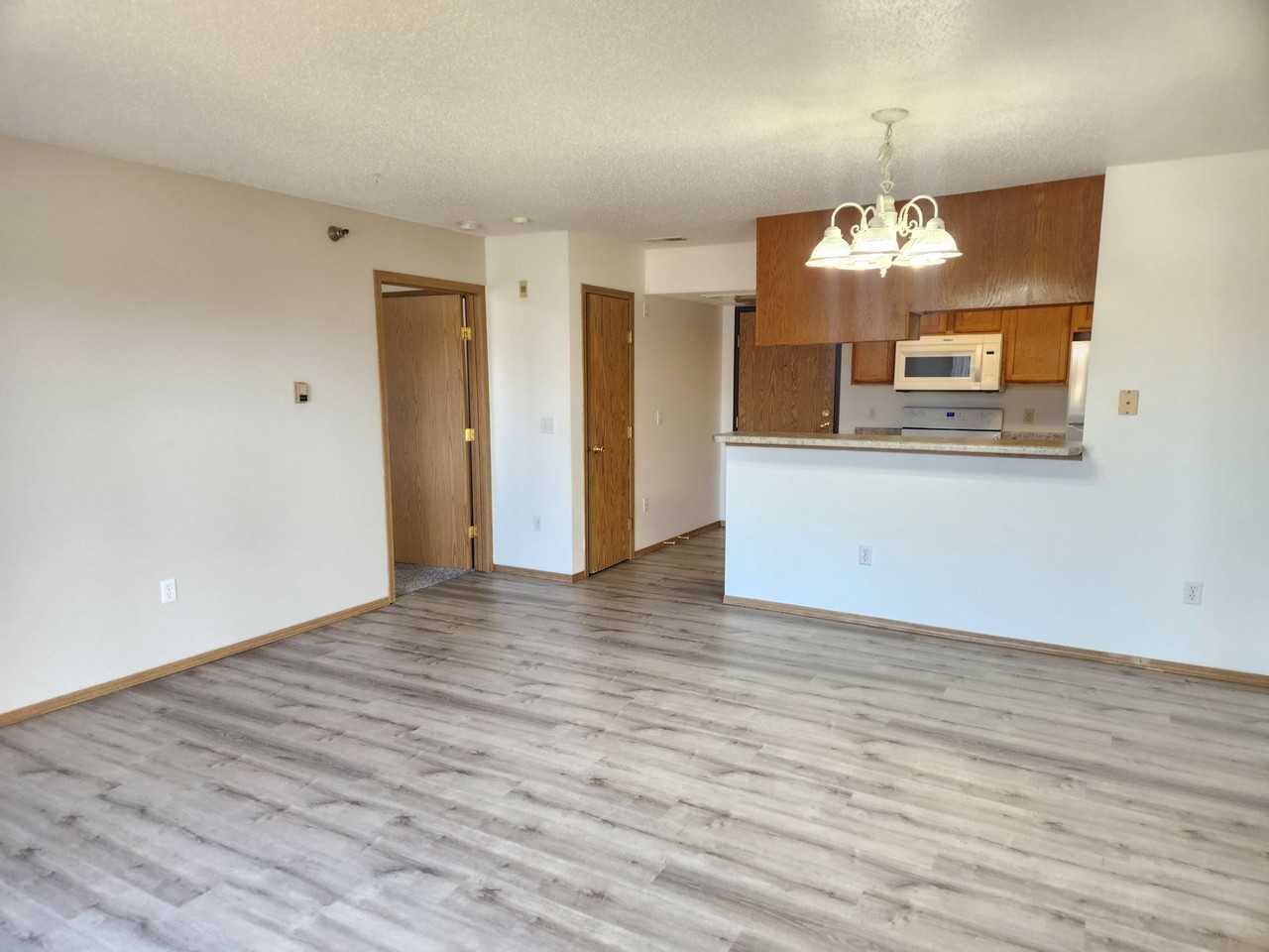 Prairie Gardens Apartments - Photo 5 of 26