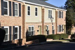 HICKMAN ARMS WEST ( Flats ) 2 bedroom 1 bathroom 950 sqf - Photo 1 of 1