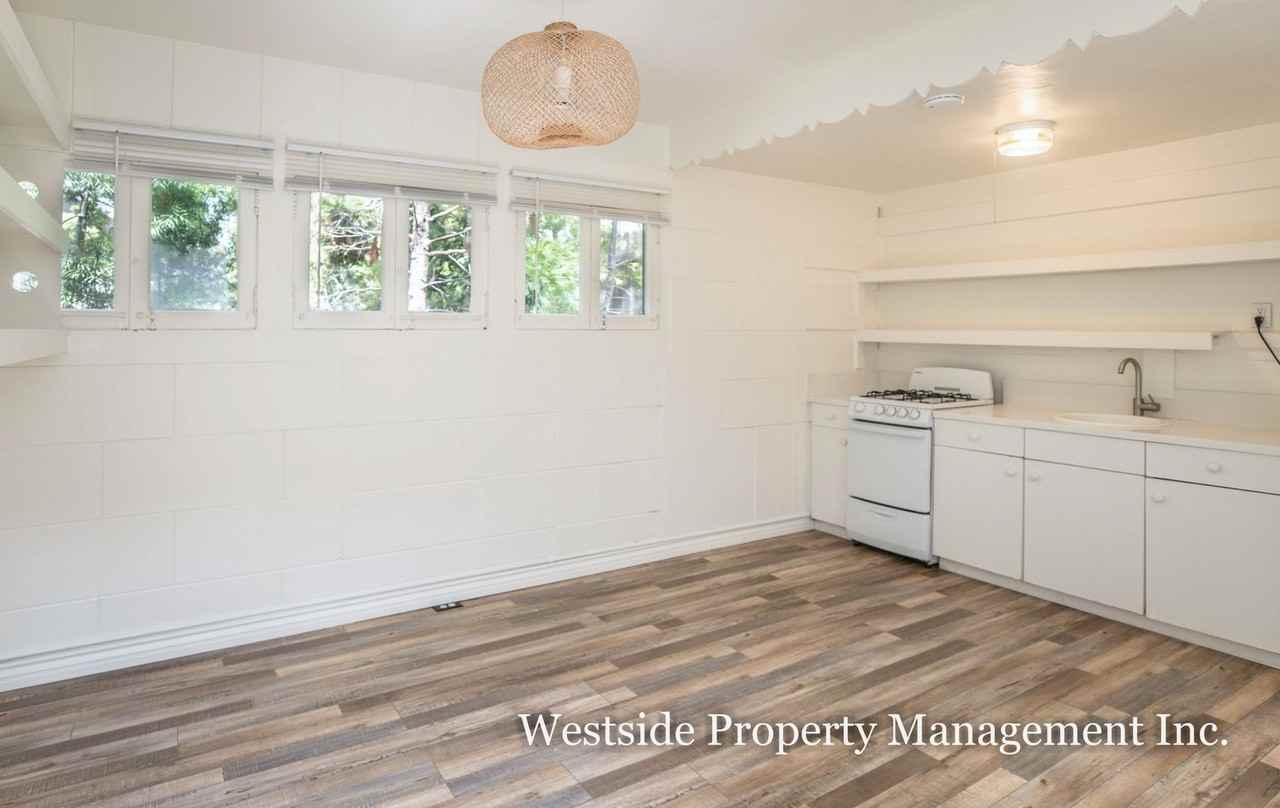 2219 3rd St. (311-313 Strand St) - Photo 2 of 8