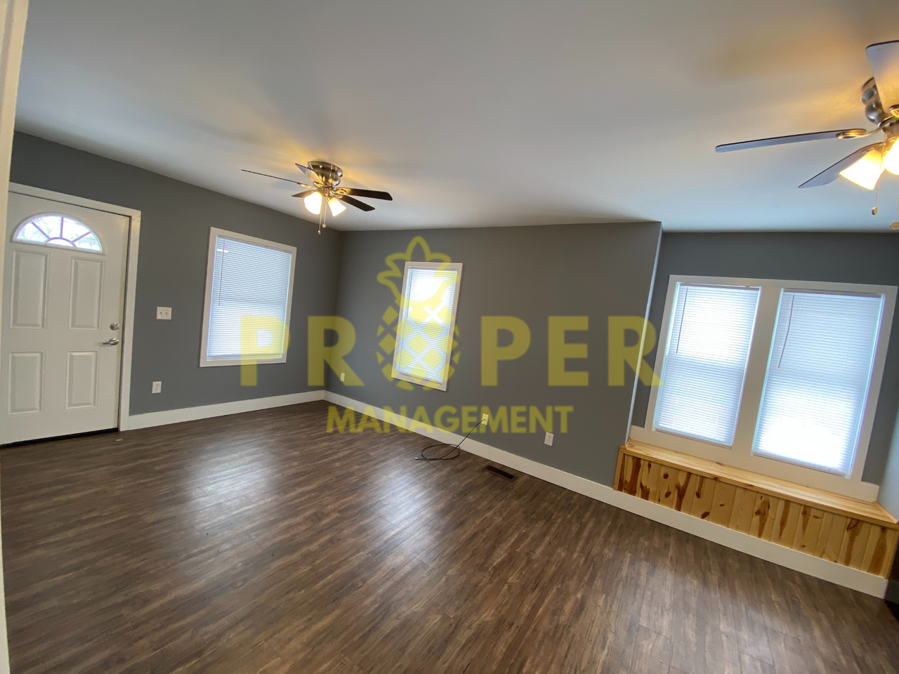 1510 Bancroft St - Photo 2 of 8