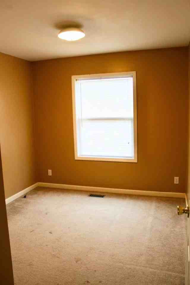 7538 Sangersville Rd - Photo 3 of 10