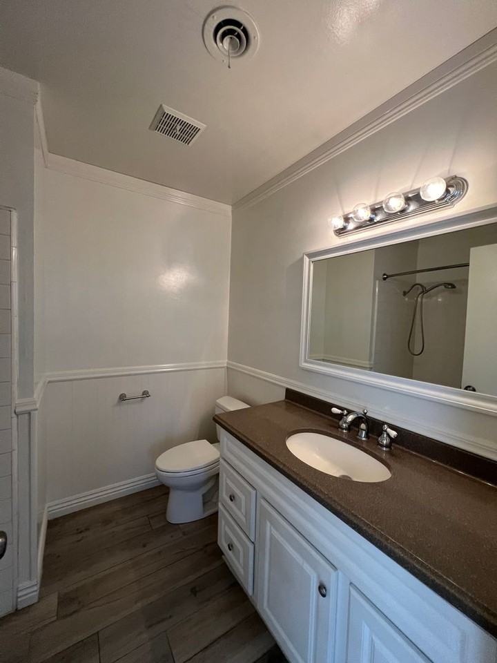 16792 Madrone Cir - Photo 2 of 14