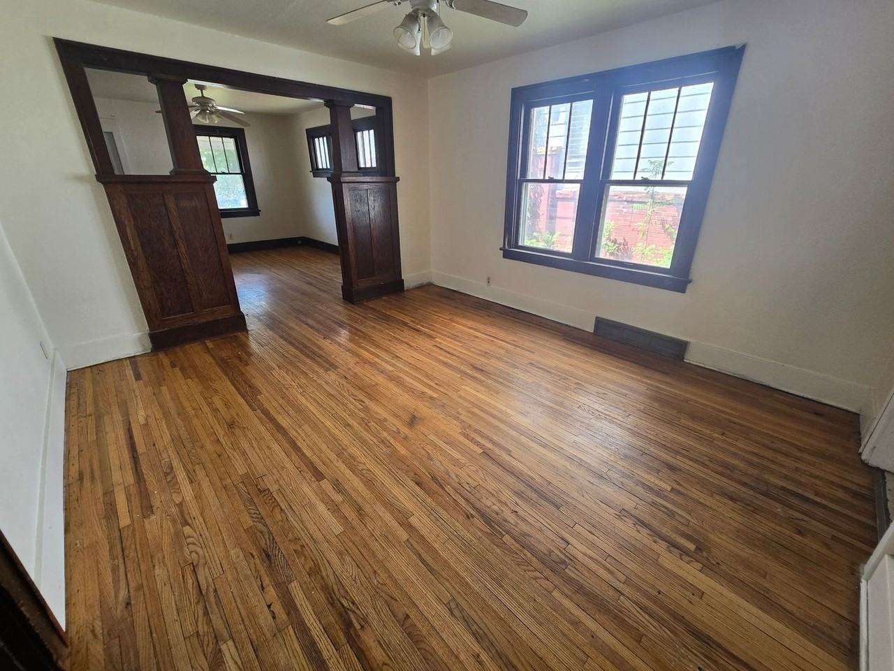 1428 Douglas St - Photo 5 of 8