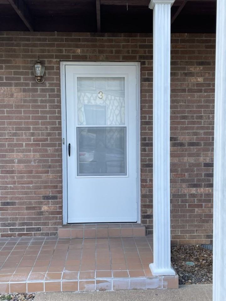 101 Elizabeth St #3 - Photo 3 of 12