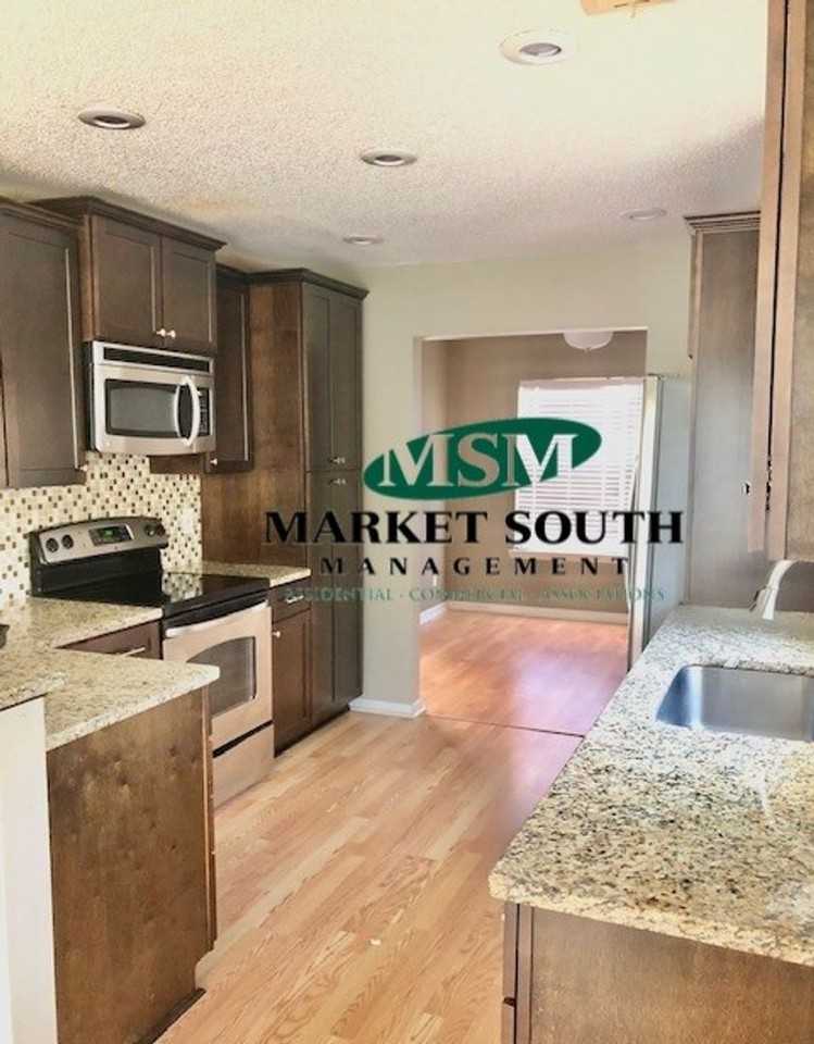 8 Rivermarsh Ct - Photo 6 of 18