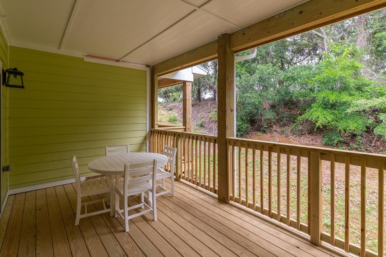 1115 Cambridge Rd - Photo 3 of 8