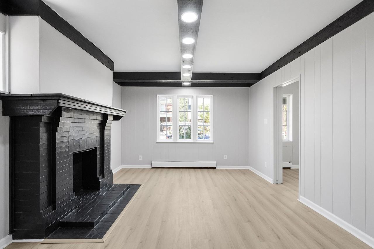 2821 Bergman St - Photo 3 of 29