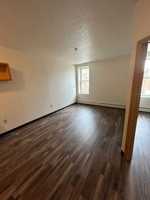 featured image of 112 N 5th St