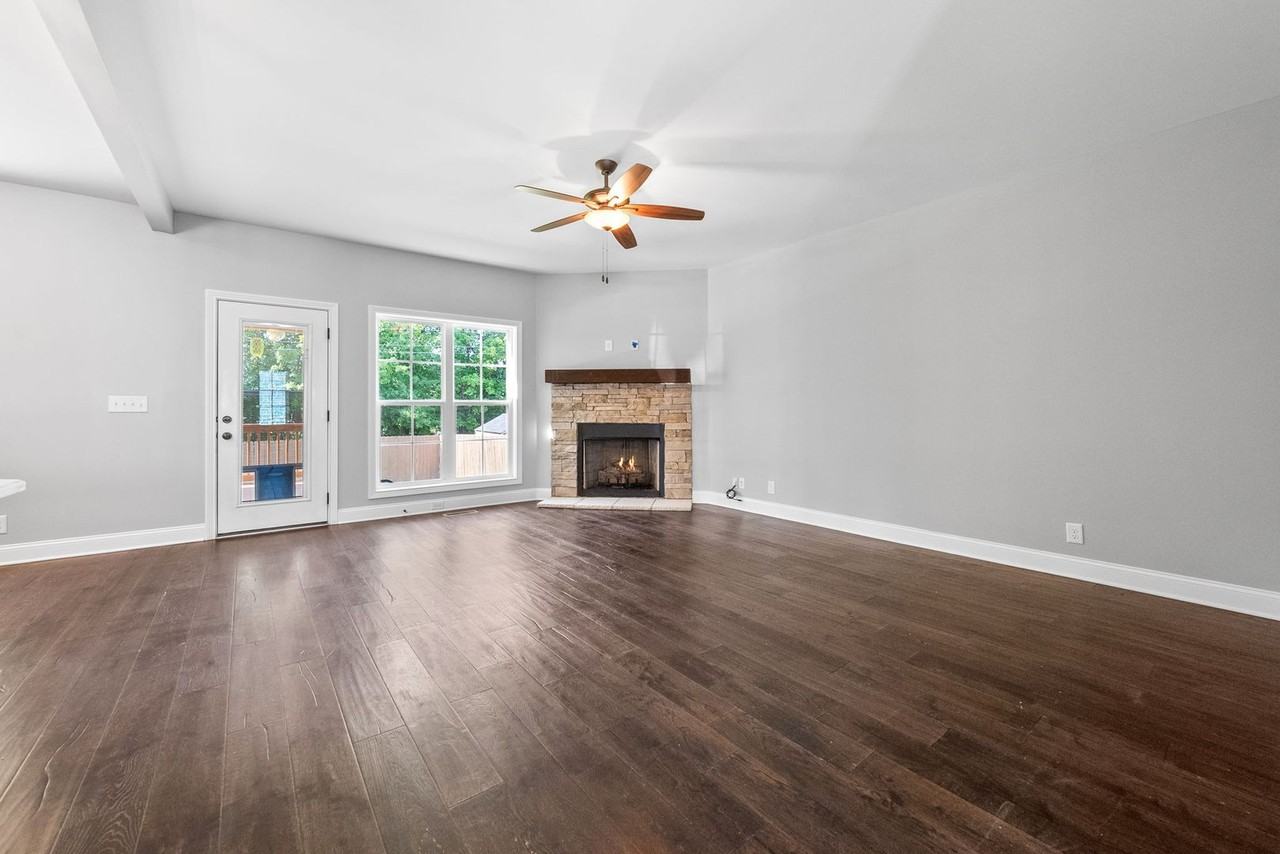 1506 Redrock Ct - Photo 7 of 43