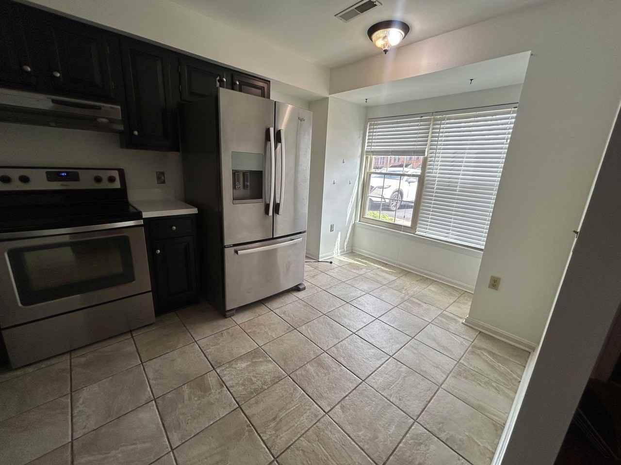 329 Meetinghouse Ln - Photo 2 of 22