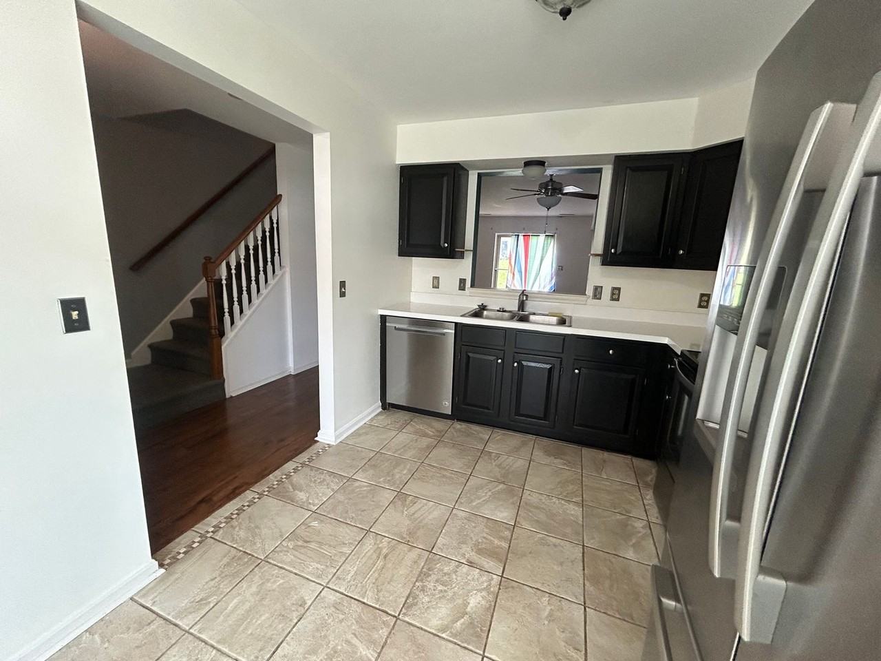 329 Meetinghouse Ln - Photo 3 of 22