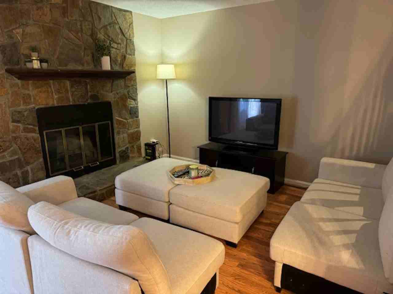 7803 Stephanie Ln - Photo 2 of 8