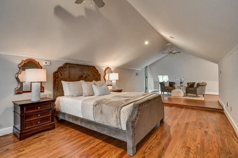 866 Moreland Ave Se #1 - Photo 3 of 19