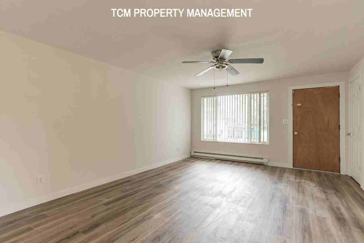 7126 49th Dr Ne #4 - Photo 5 of 15