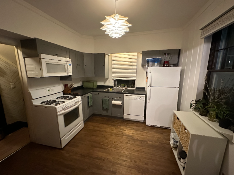 254 Warwick St - Photo 2 of 17