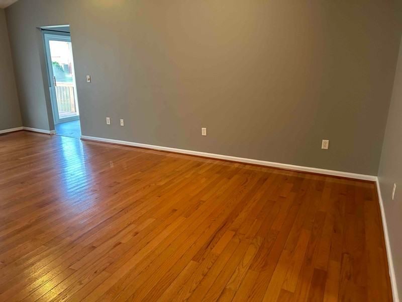 504 Elleigh Way - Photo 6 of 16