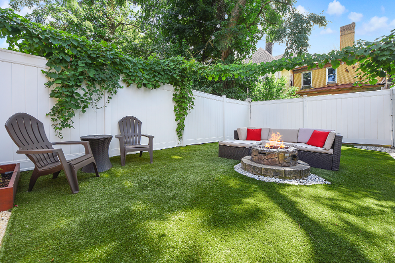 410 Eureka St - Photo 2 of 19