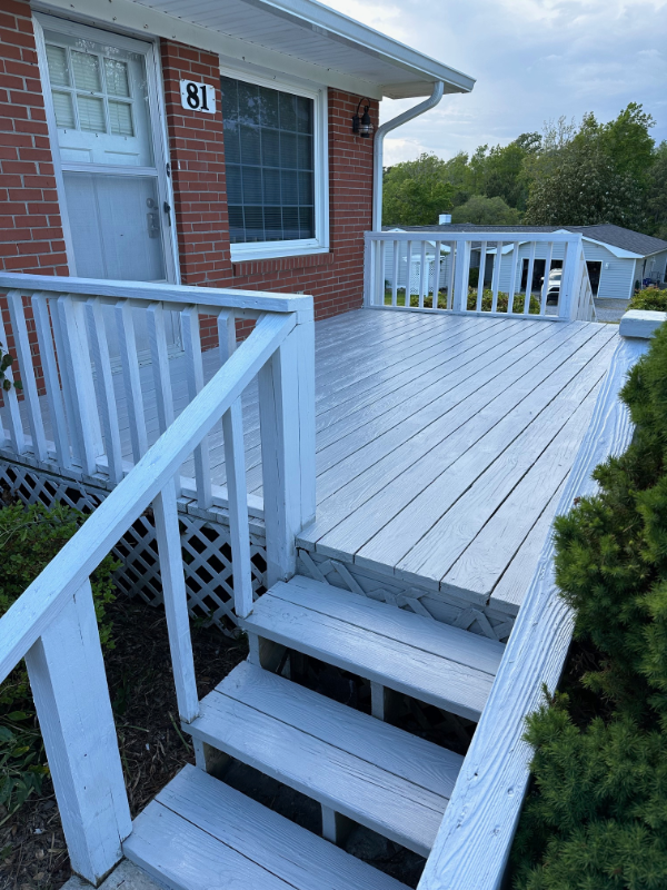 81 Dennis Dr - Photo 2 of 12