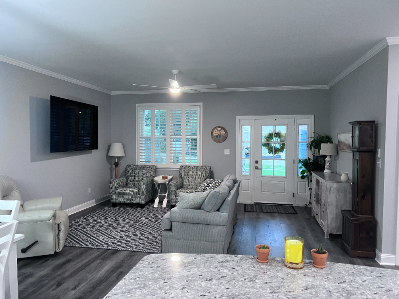 113 Evergreen Ln - Photo 3 of 12