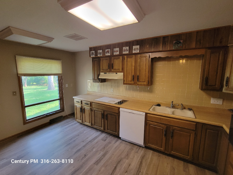 9700 W 9th St N - Photo 2 of 20