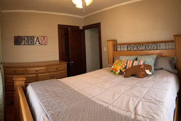 2022 S Dakota Ave - Photo 4 of 6