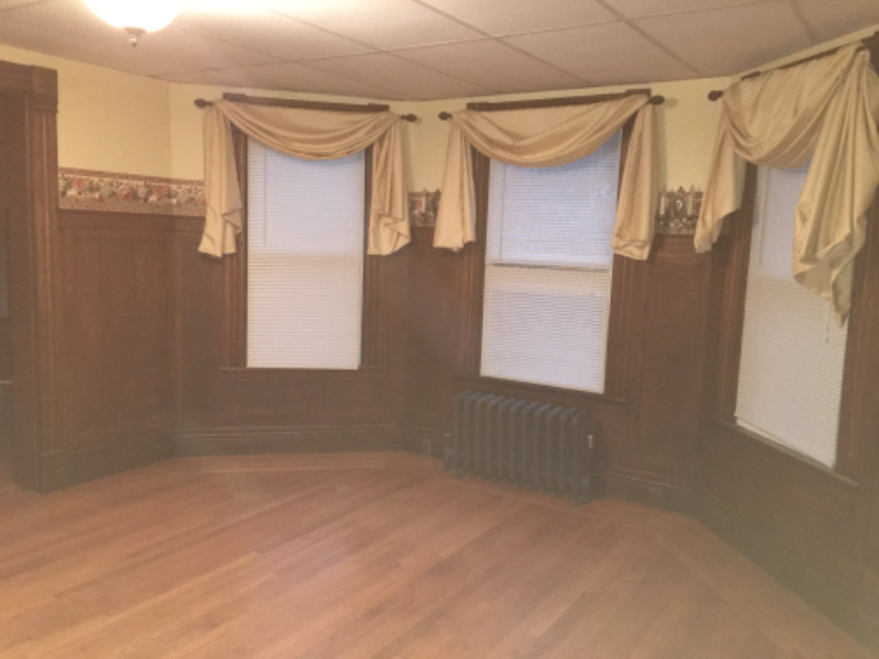 123 Ingersoll Grv - Photo 3 of 9